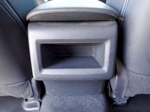 Used 2022 Toyota Camry SE FWD image 29
