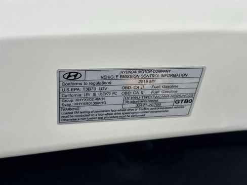 Used 2019 Hyundai Santa Fe SEL image 42