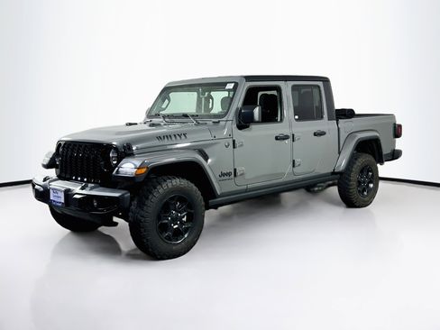 Used 2023 Jeep Gladiator Willys image 1