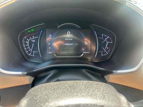 Used 2020 Hyundai Santa Fe SEL w/ Convenience Package AWD/4WD image 10