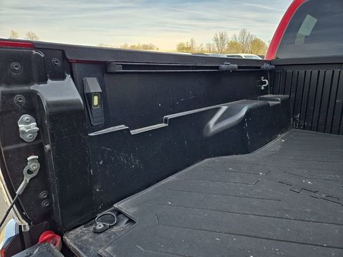Used 2022 Toyota Tacoma TRD Sport AWD/4WD image 27