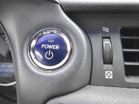 Used 2017 Lexus CT 200h w/ Navigation System Package FWD image 14