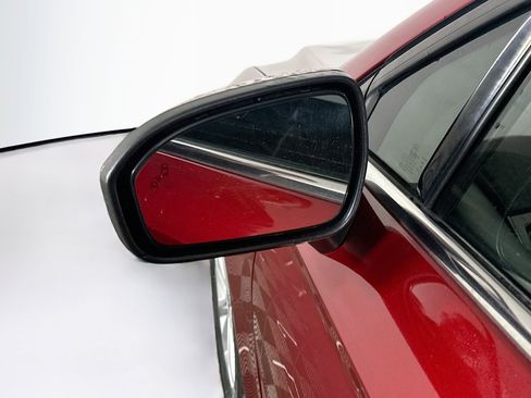 Used 2019 Ford Fusion SE image 16