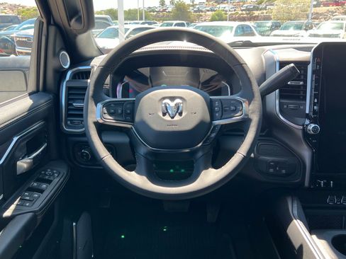 New 2026 RAM 2500 Laramie AWD/4WD image 12