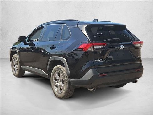 Used 2025 Toyota RAV4 XLE FWD image 8