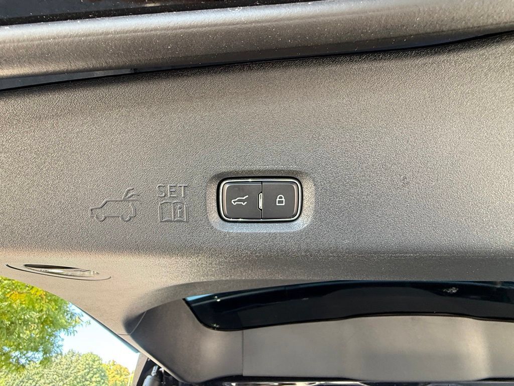 Used 2026 Ford Expedition Max Platinum AWD/4WD image 27