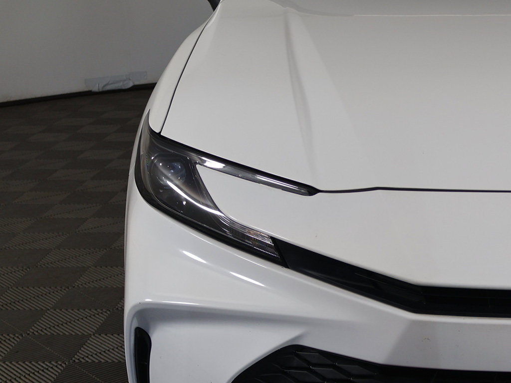 Used 2025 Toyota Camry LE FWD image 12