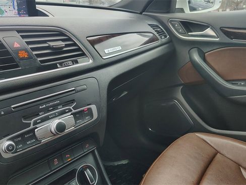Used 2016 Audi Q3 2.0T Prestige w/ Prestige Package image 26