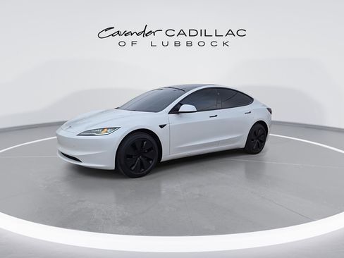 Used 2024 Tesla Model 3 Standard Range image 4