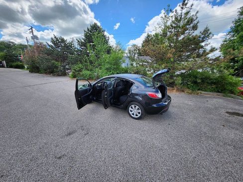 Used 2011 MAZDA MAZDA3 i Sport FWD image 5