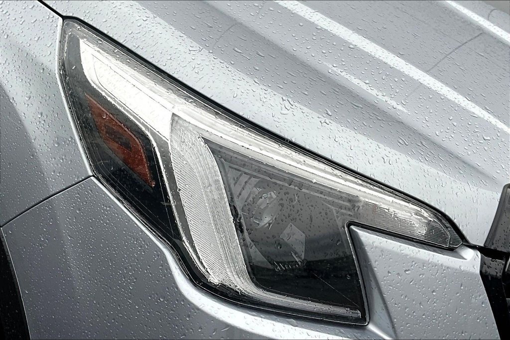 Used 2024 Subaru Forester Touring w/ POP Package 3 AWD/4WD image 33