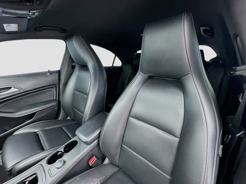 Used 2019 Mercedes-Benz CLA 250 image 13