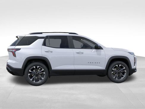 New 2026 Chevrolet Equinox RS FWD image 6