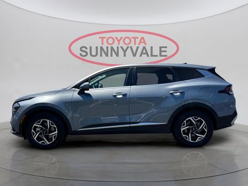 Used 2025 Kia Sportage LX FWD image 6
