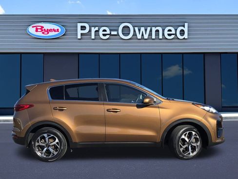 Used 2020 Kia Sportage LX image 8