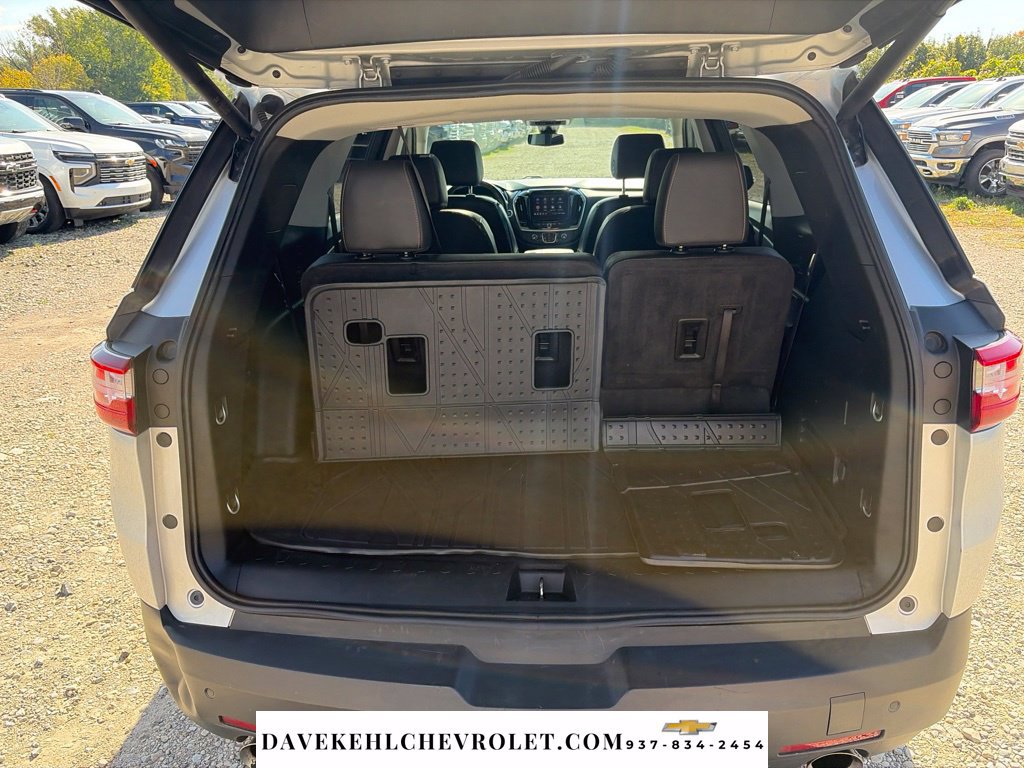 Used 2020 Chevrolet Traverse RS w/ LPO, Floor Liner Package AWD/4WD image 31