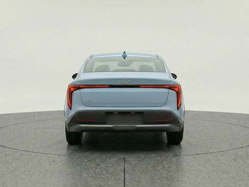 Used 2025 Kia K4 LXS image 7