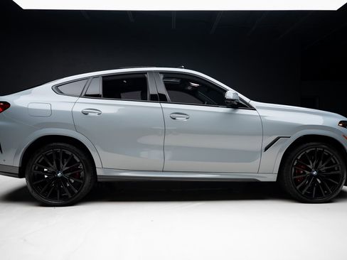 Used 2026 BMW X6 xDrive40i AWD/4WD image 36