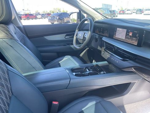 Used 2025 Nissan Murano Platinum w/ Cargo Package AWD/4WD image 42