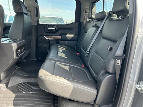 Used 2021 Chevrolet Silverado 1500 LT Trail Boss w/ Convenience Package II image 10