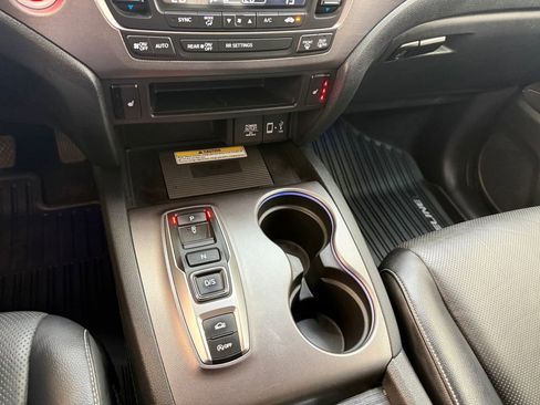 Used 2023 Honda Ridgeline RTL-E image 16