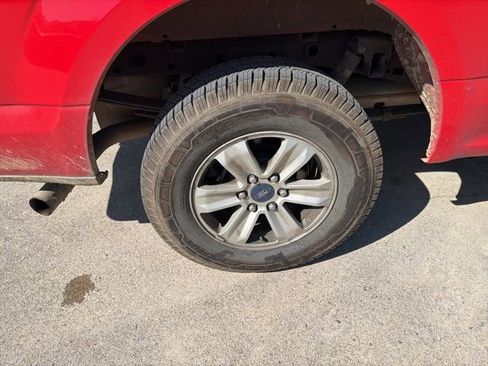 Used 2017 Ford F150 XLT w/ Equipment Group 301A Mid image 10