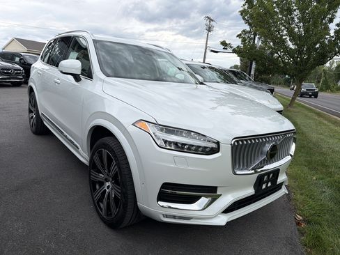 Used 2025 Volvo XC90 B6 Ultra w/ Protection Package Premier AWD/4WD image 2