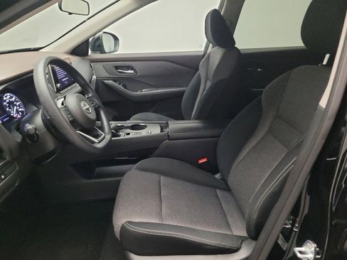 Used 2022 Nissan Rogue SV image 17