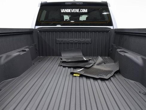 Used 2024 Toyota Tacoma SR5 image 11