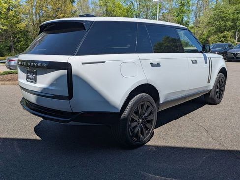 Used 2025 Land Rover Range Rover Long Wheelbase SE AWD/4WD image 8