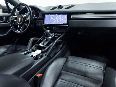 Used 2020 Porsche Cayenne AWD/4WD image 26