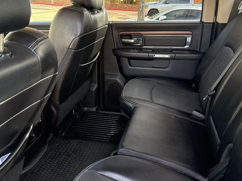 Used 2017 RAM 1500 Laramie w/ Convenience Group image 10