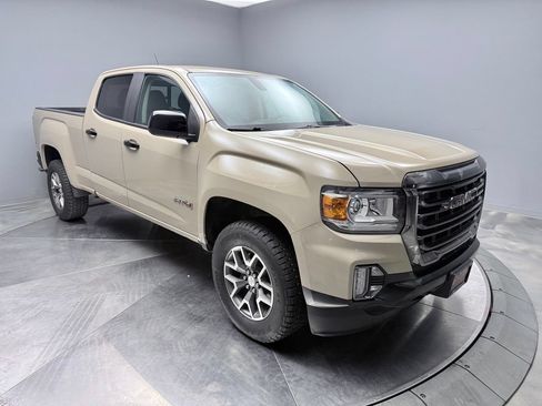 Used 2022 GMC Canyon AT4 AWD/4WD image 3