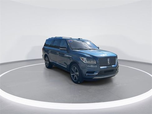 Used 2019 Lincoln Navigator L Reserve w/ Cargo Package image 1