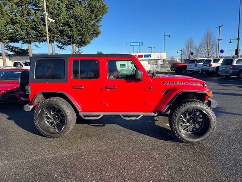 Used 2019 Jeep Wrangler Unlimited Sahara w/ Uconnect 4C Nav & Sound Group image 7