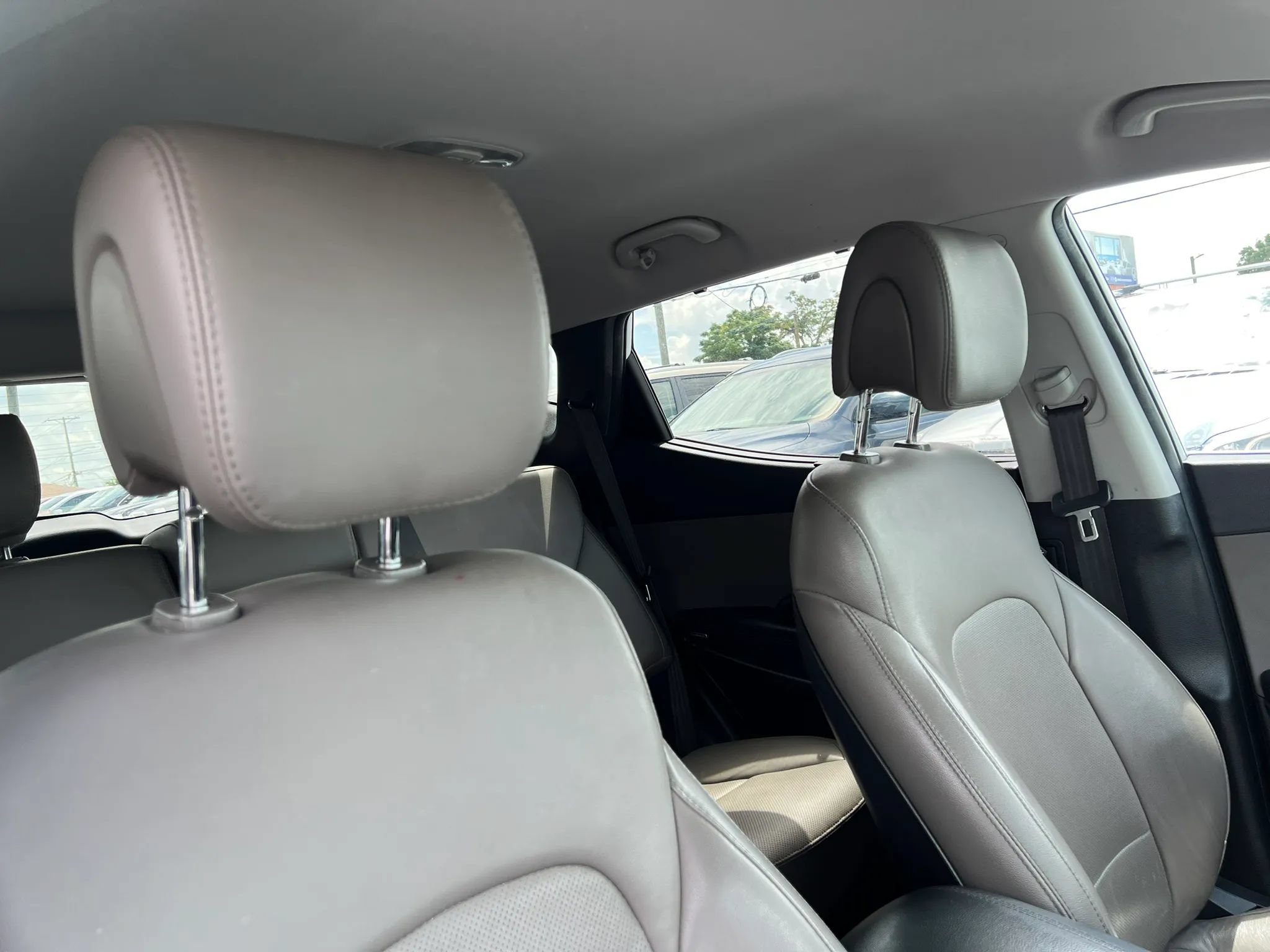 Used 2017 Hyundai Santa Fe Sport FWD image 19