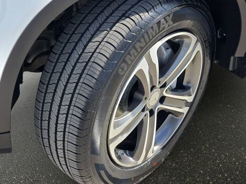 Used 2017 Mercedes-Benz GLC 300 GLC 300 image 37