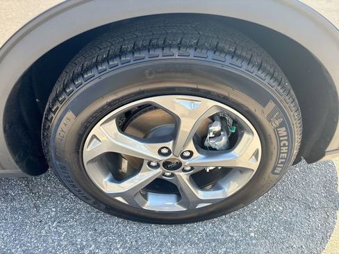 New 2025 Ford Escape ST-Line w/ Equipment Group 301A image 11