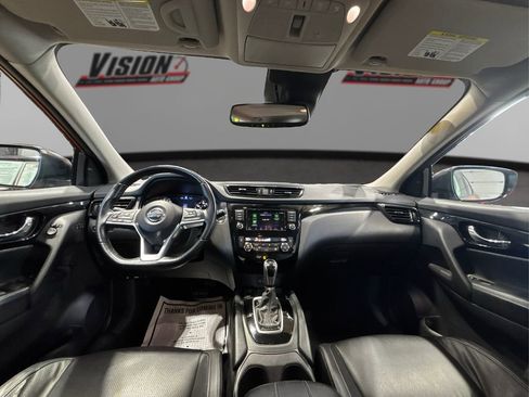 Used 2021 Nissan Rogue Sport SL w/ Premium Package image 27