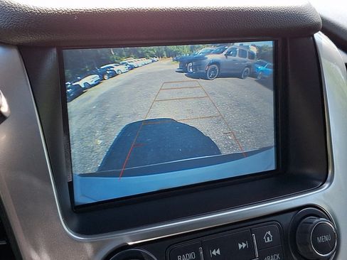 Used 2019 Chevrolet Suburban Premier AWD/4WD image 20