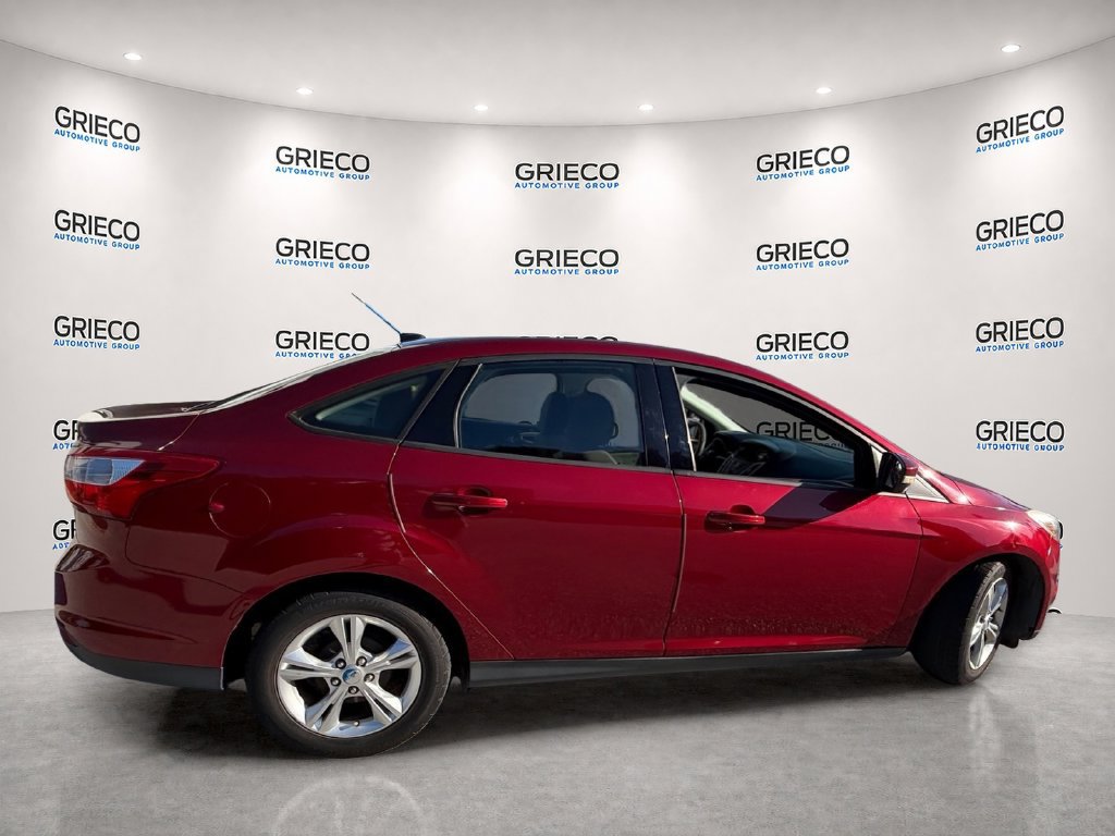 Used 2013 Ford Focus SE FWD image 8