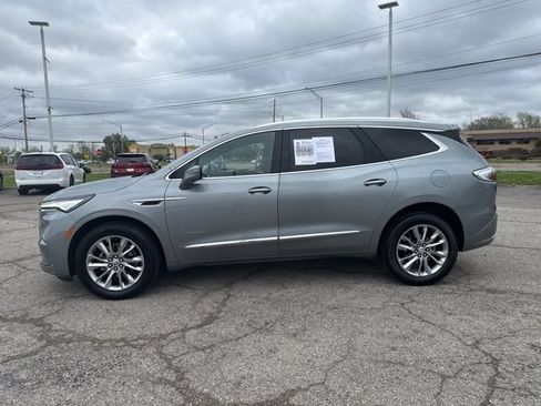 Used 2023 Buick Enclave Avenir w/ Avenir Technology Package AWD/4WD image 21