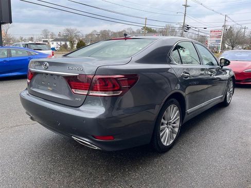 Used 2015 Lexus LS 460 AWD w/ Comfort Package image 3