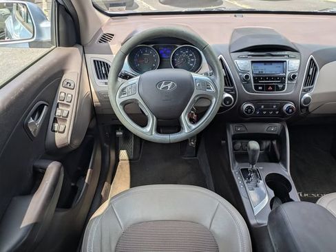 Used 2013 Hyundai Tucson GLS FWD image 16