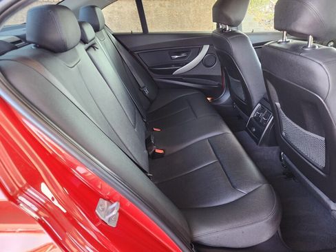 Used 2018 BMW 320i Sedan w/ Convenience Package image 64