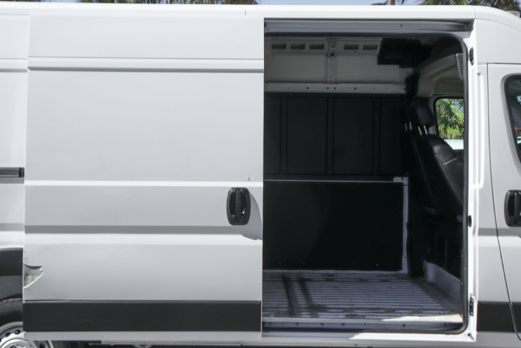 Used 2025 RAM ProMaster 3500 w/ Convenience Group FWD image 11