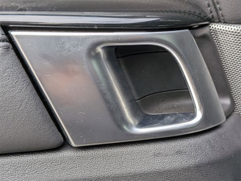 Used 2022 Land Rover Range Rover Sport HSE Silver Edition image 30