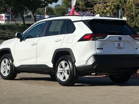 Used 2020 Toyota RAV4 XLE w/ All Weather Liner Package FWD image 6