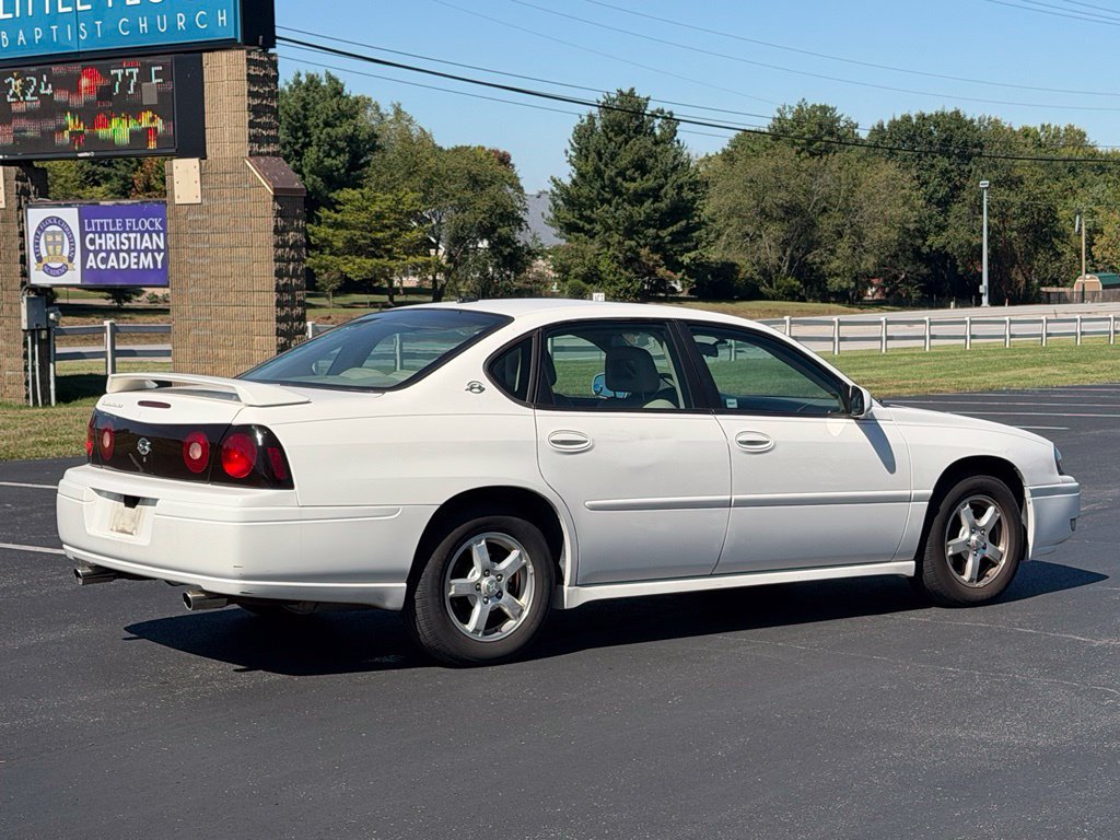 Used 2005 Chevrolet Impala LS w/ Sun And Sound Package FWD image 4