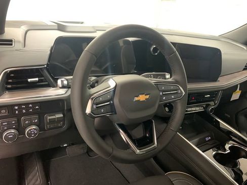 New 2026 Chevrolet Suburban Premier w/ Sun And Tow Package image 17